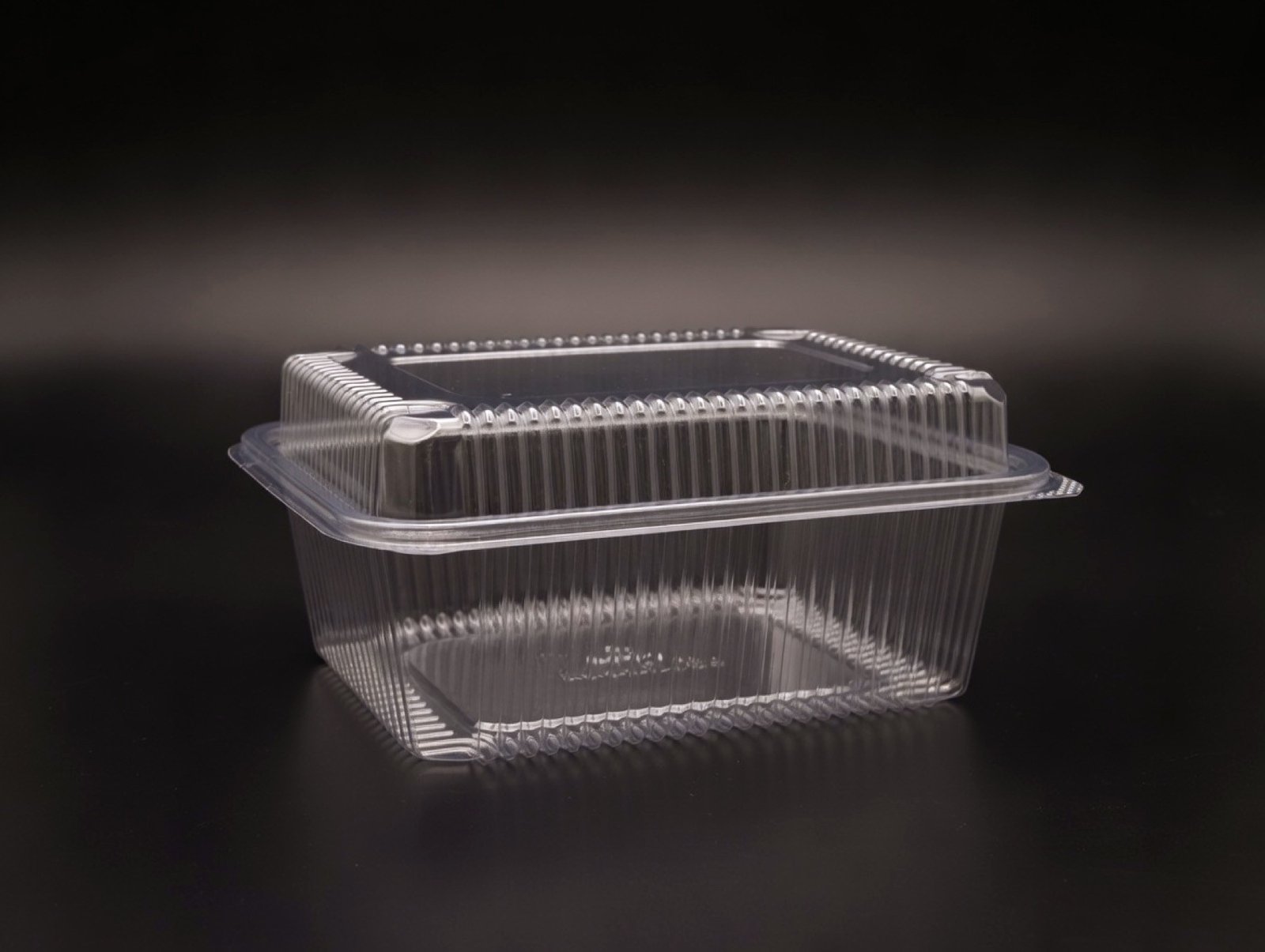 PET Hinge Hi Lid - 1500 ML/ 50 OZ product photograph